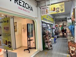 West Coast Drive (D5), Retail #529433791